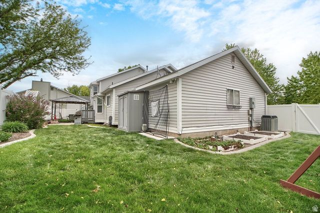 8292 S PINEY CT, West Jordan, UT 84088
