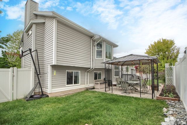 8292 S PINEY CT, West Jordan, UT 84088