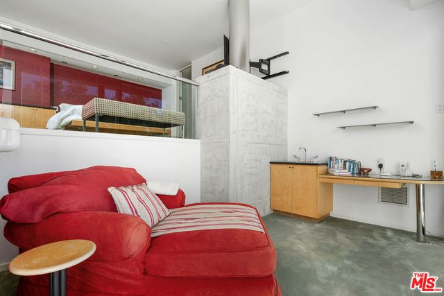 477 Upper Mesa Road, Santa Monica, CA 90402