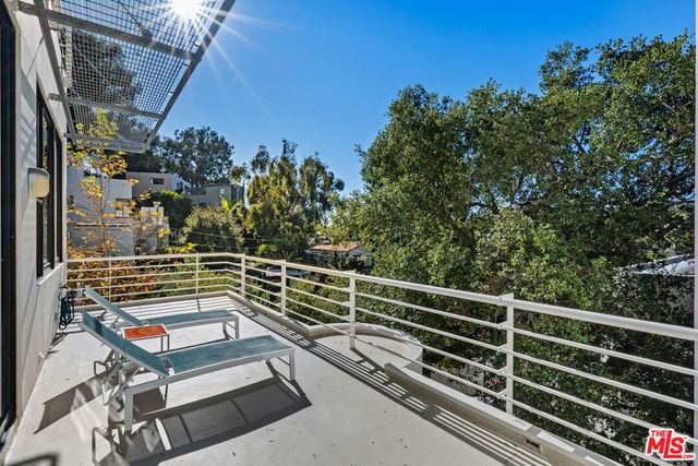 477 Upper Mesa Road, Santa Monica, CA 90402
