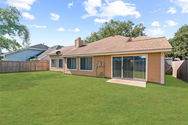 11606 Taos Lane, Houston, TX 77070
