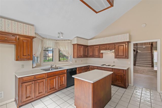 11606 Taos Lane, Houston, TX 77070