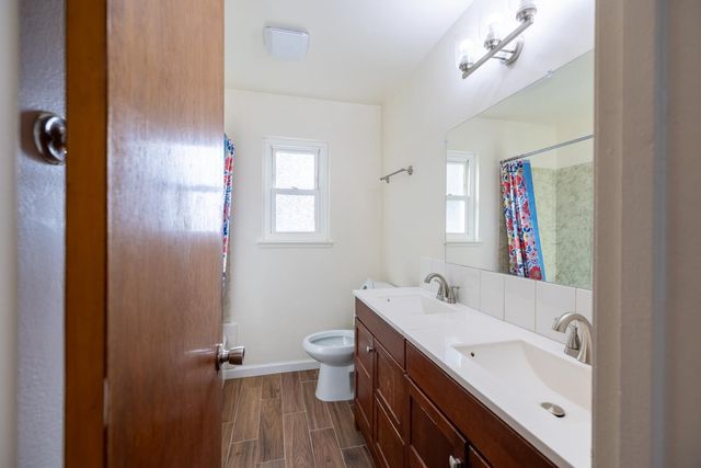 2545 Vernaccia Cir, Rancho Cordova, CA 95670