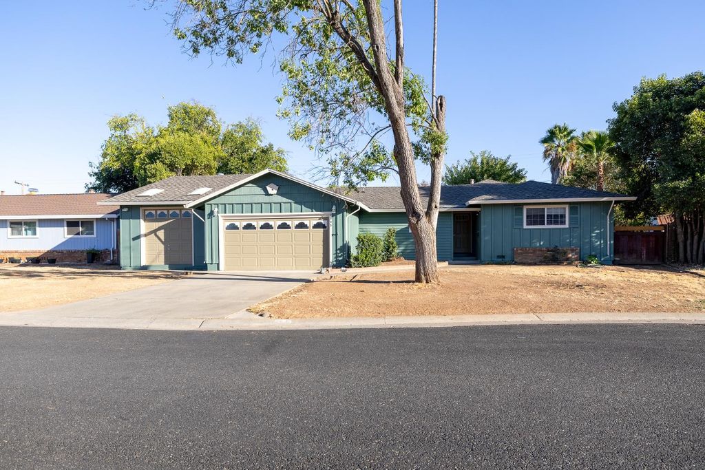 2545 Vernaccia Cir, Rancho Cordova, CA 95670