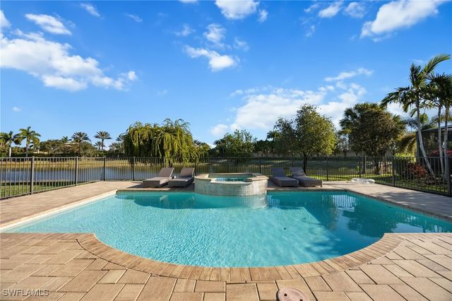 23452 Sanabria LOOP, Bonita Springs, FL 34135