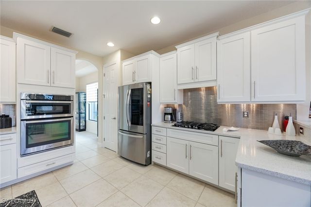 23452 Sanabria LOOP, Bonita Springs, FL 34135