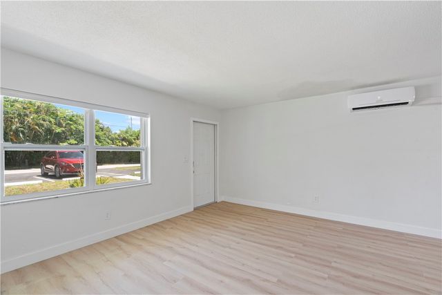 1150 Carlton Court, Fort Pierce, FL 34949