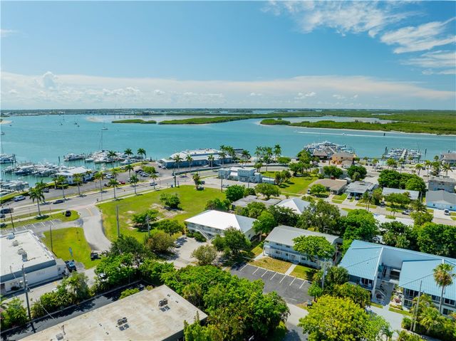 1150 Carlton Court, Fort Pierce, FL 34949