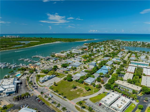 1150 Carlton Court, Fort Pierce, FL 34949