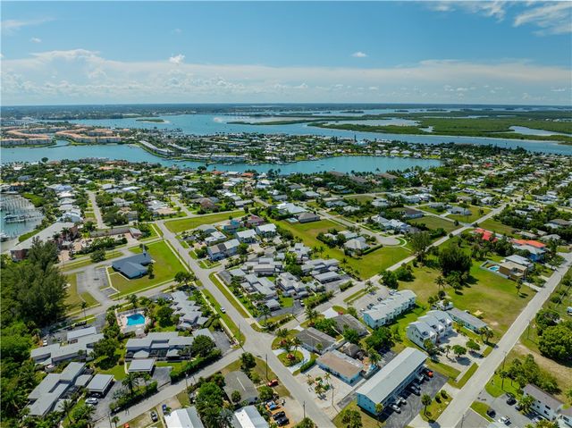 1150 Carlton Court, Fort Pierce, FL 34949