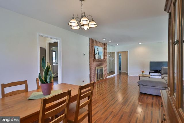 26 EDGEMOOR RD, Cheltenham, PA 19012