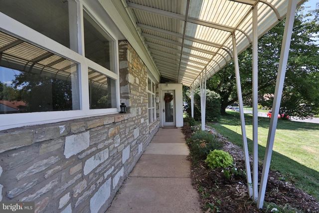 26 EDGEMOOR RD, Cheltenham, PA 19012