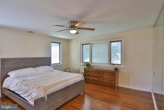 26 EDGEMOOR RD, Cheltenham, PA 19012