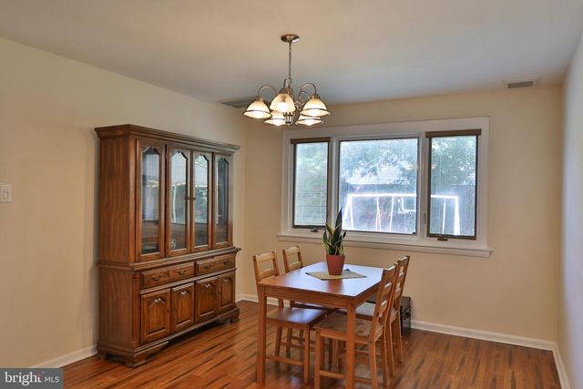 26 EDGEMOOR RD, Cheltenham, PA 19012