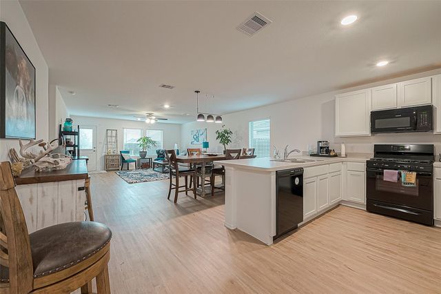 724 Cedar Gate Lane, La Marque, TX 77568