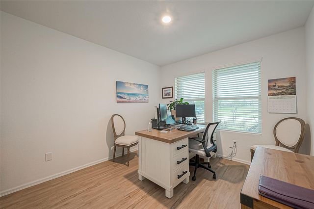 724 Cedar Gate Lane, La Marque, TX 77568