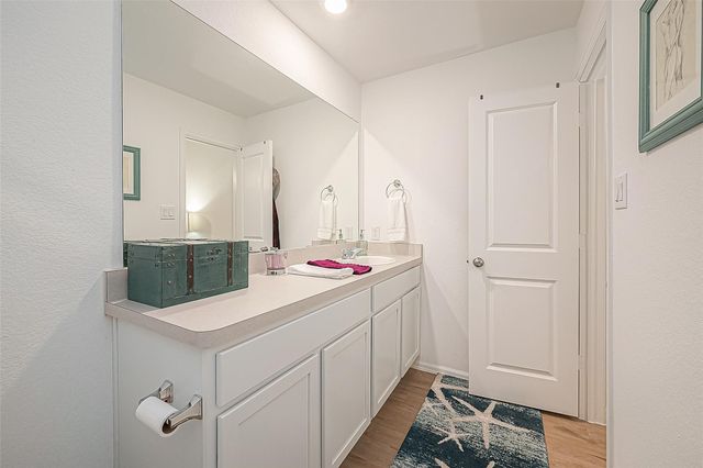 724 Cedar Gate Lane, La Marque, TX 77568