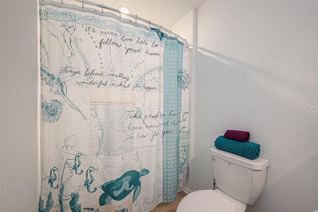 724 Cedar Gate Lane, La Marque, TX 77568