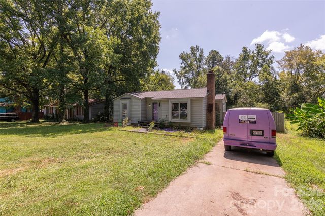 6718 Pueblo Lane, Charlotte, NC 28227