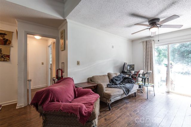 6718 Pueblo Lane, Charlotte, NC 28227