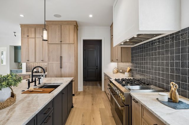 4153 Outer Dr, Nashville, TN 37204