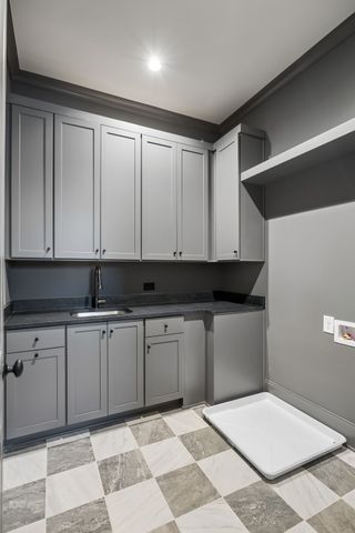 4153 Outer Dr, Nashville, TN 37204