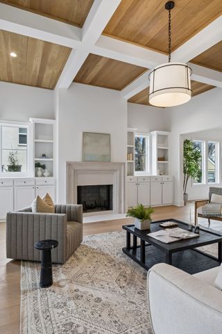 4153 Outer Dr, Nashville, TN 37204