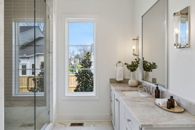 4153 Outer Dr, Nashville, TN 37204