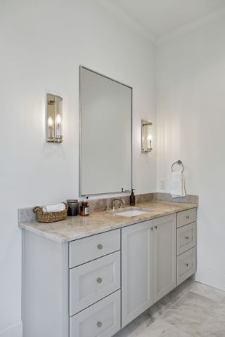 4153 Outer Dr, Nashville, TN 37204