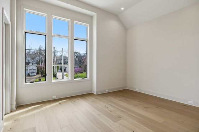 4153 Outer Dr, Nashville, TN 37204