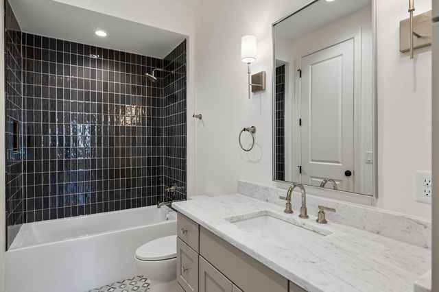 4153 Outer Dr, Nashville, TN 37204