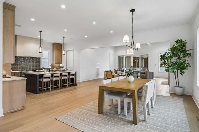 4153 Outer Dr, Nashville, TN 37204