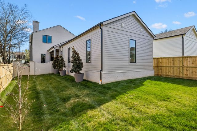 4153 Outer Dr, Nashville, TN 37204