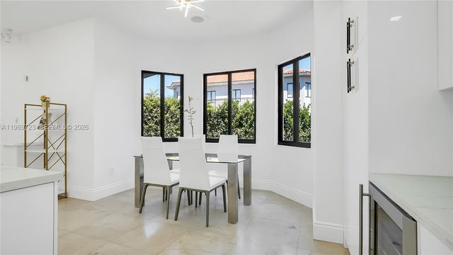 7965 SW 195th St, Cutler Bay, FL 33157