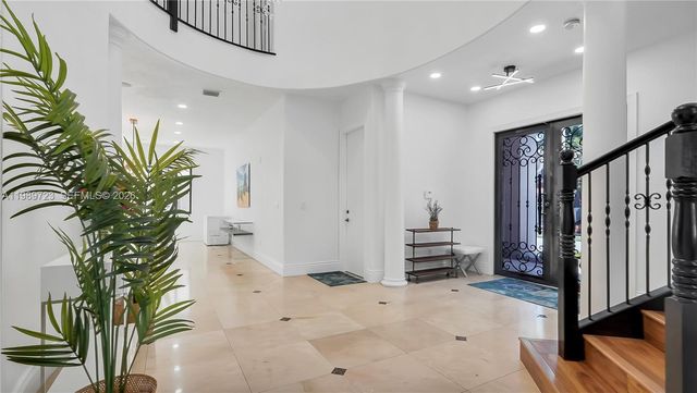 7965 SW 195th St, Cutler Bay, FL 33157