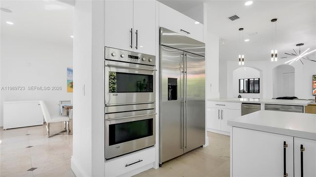 7965 SW 195th St, Cutler Bay, FL 33157
