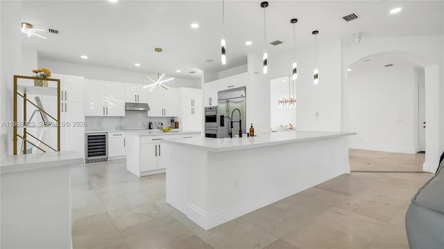 7965 SW 195th St, Cutler Bay, FL 33157