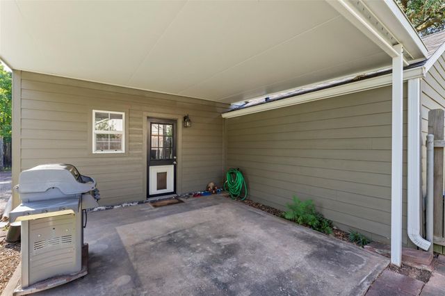 815 Merry Lane, Wharton, TX 77488