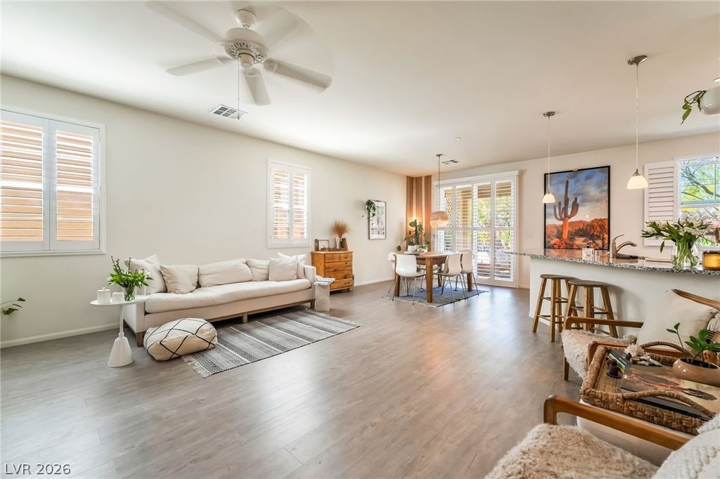 Image 11 of property listing at 2918 Tranquil Brook Avenue, Henderson, NV 89044