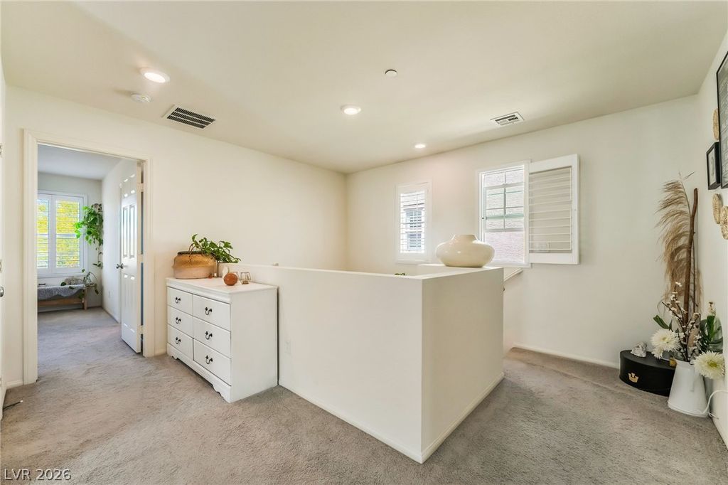Image 19 of property listing at 2918 Tranquil Brook Avenue, Henderson, NV 89044