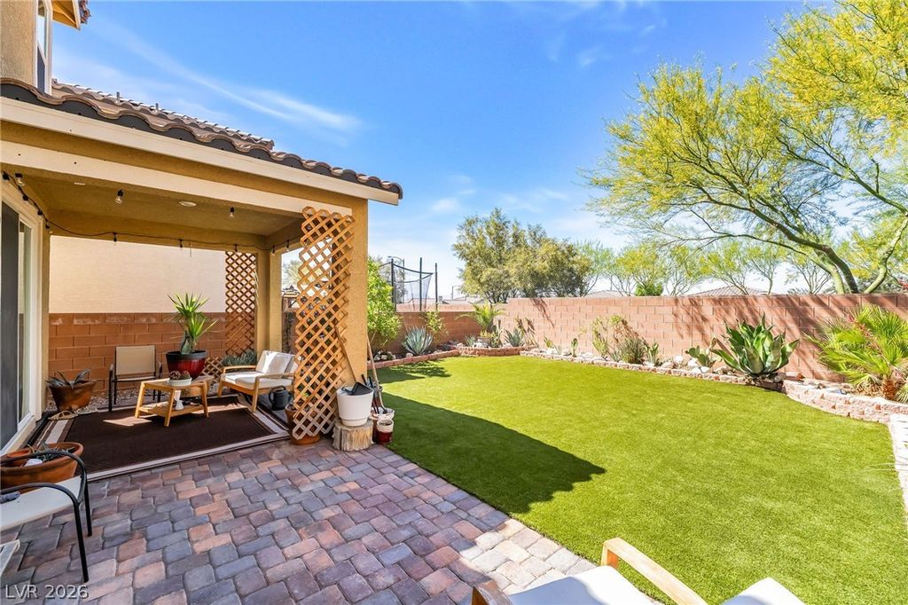 Image 30 of property listing at 2918 Tranquil Brook Avenue, Henderson, NV 89044