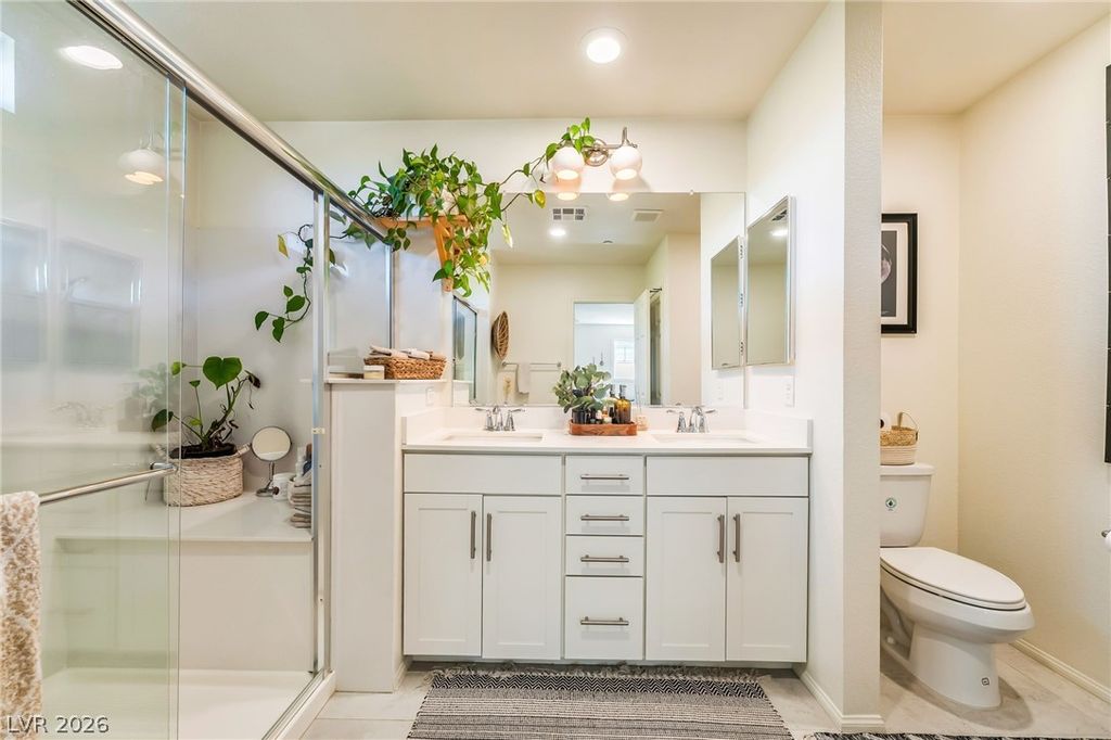 Image 4 of property listing at 2918 Tranquil Brook Avenue, Henderson, NV 89044
