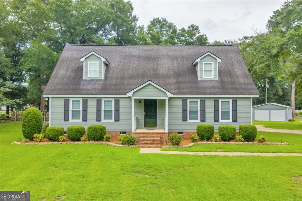 1239 Graves Springs Road, Leesburg, GA 31763