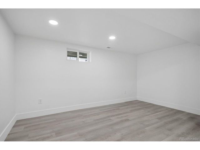 7198 W 29th Ave, Wheat Ridge, CO 80033