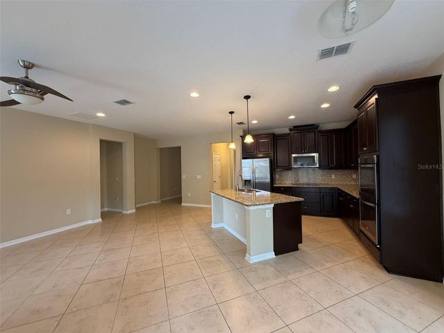 4939 ROLLING GREEN DRIVE, Wesley Chapel, FL 33543