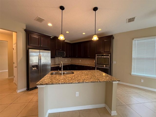 4939 ROLLING GREEN DRIVE, Wesley Chapel, FL 33543