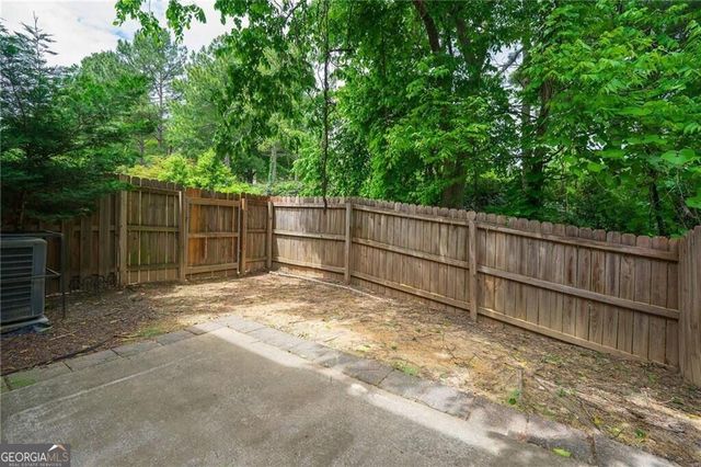 2462 Whiteoak Run SE 18, Smyrna, GA 30080