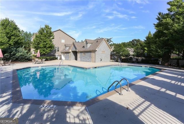 2462 Whiteoak Run SE 18, Smyrna, GA 30080