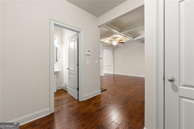 2462 Whiteoak Run SE 18, Smyrna, GA 30080