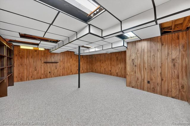 24825 Olde Orchard Street, Novi, MI 48375